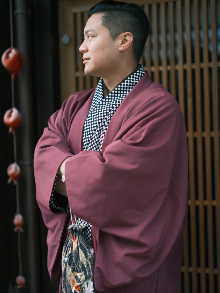 Hire a professional photographer & Kimono Rental in Kyoto, Japan